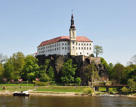 Dečín Castle on the right bank of Elbe